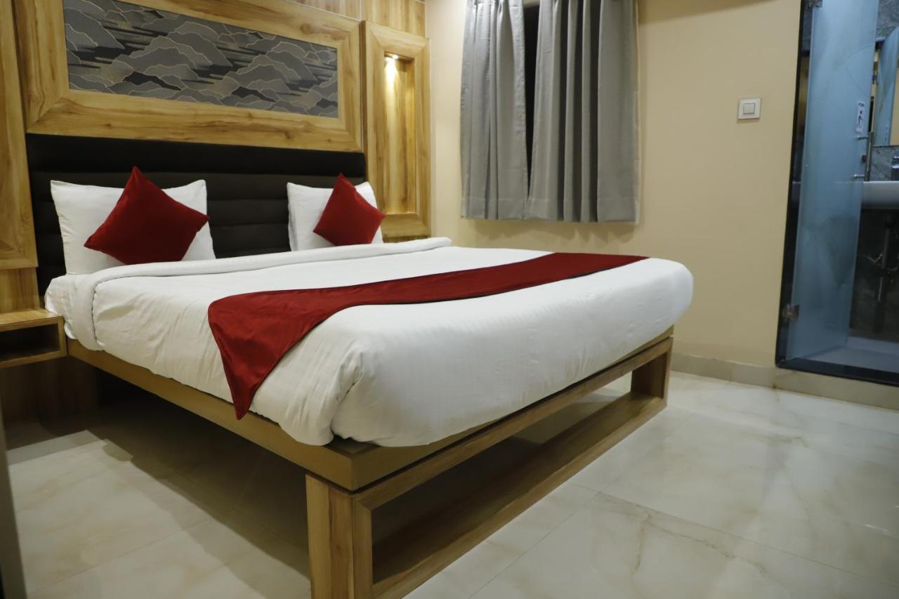 Hotel Trax International Джамшедпур Екстериор снимка